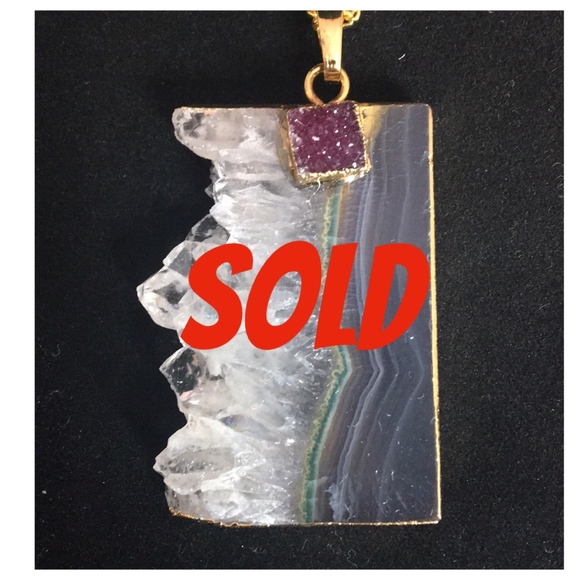 5🌟 Geode necklace - Picture 3 of 4